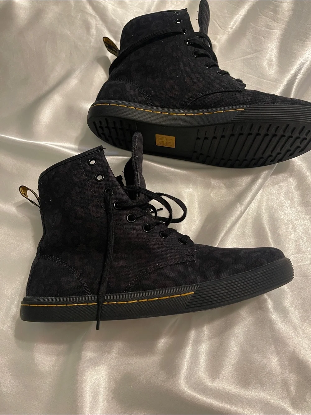Dr. Martens Black Canvas Lace-Up Skull Pattern Boots - Picture 2 of 12